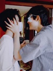 厨房play黄瓜嗯啊润滑